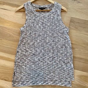 Banan republic sweater tank